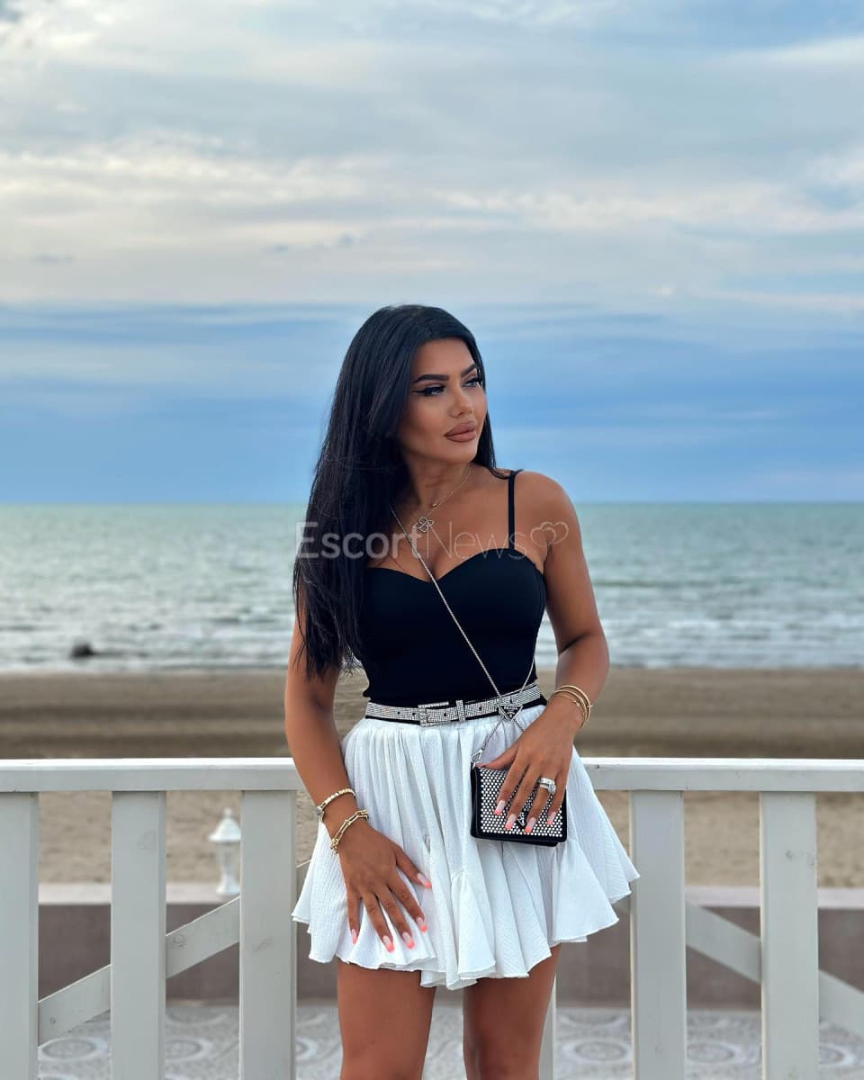 1200_1200_b6513728cfc40d537d7c3c58cb16e565_big