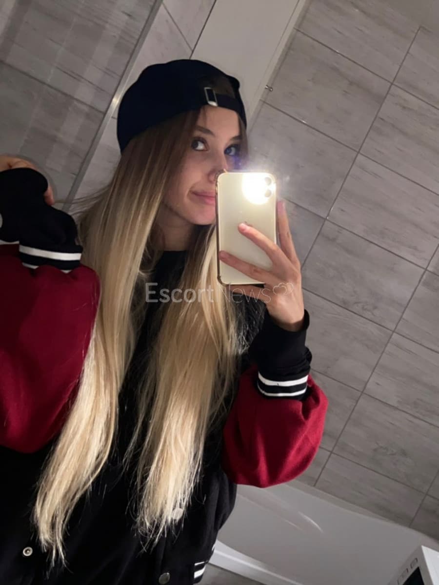 1200_1200_fc9afa1a0c59b334846d6dc69aff5fec_big